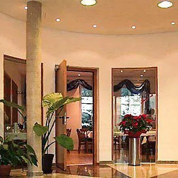 Classic Hotel 3*