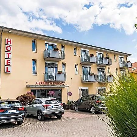 Classic Hotel 3*