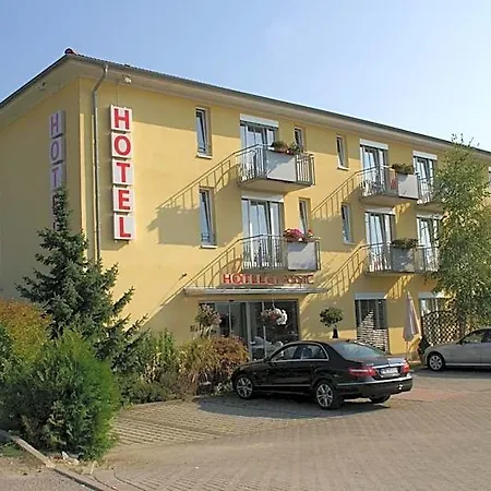 Classic Hotel 3*